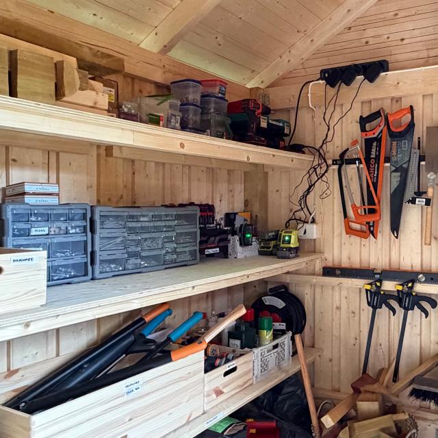 Værktøj med opladning