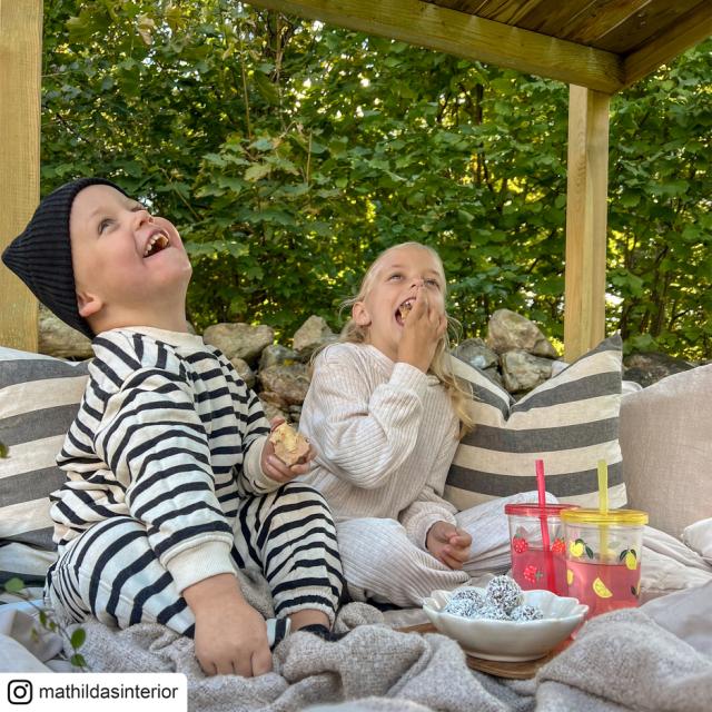 PLUS Play Play Tower inkl. huskestativ med gråsvart sklie og husker